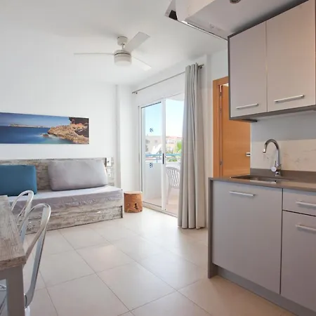 Playa Bella San Antonio (Ibiza)
