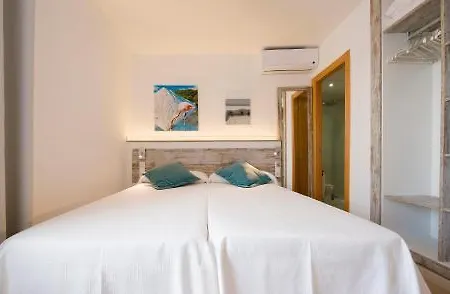 Апарт-отель Playa Bella Сан-Антонио-Абад